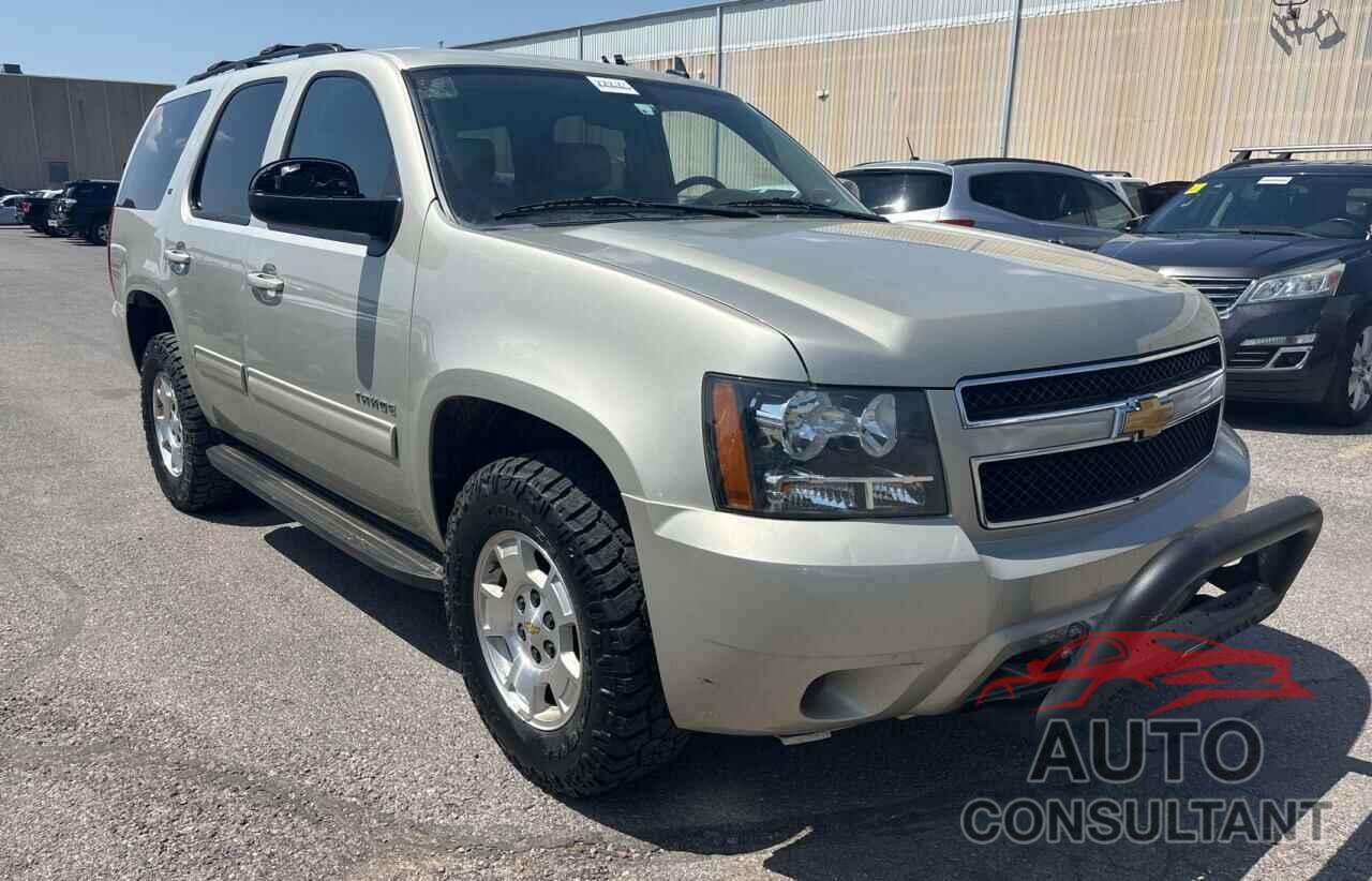 CHEVROLET TAHOE 2014 - 1GNSKBE01ER228400