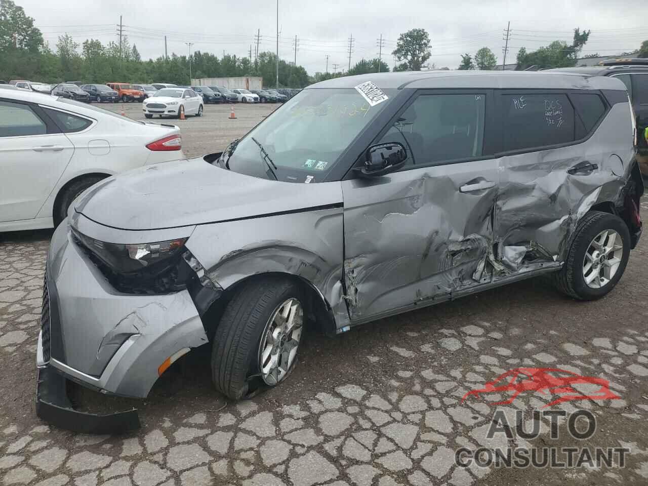 KIA SOUL 2023 - KNDJ23AU8P7876883