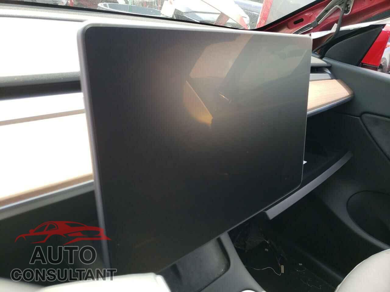 TESLA MODEL Y 2022 - 7SAYGDEE2NF321916