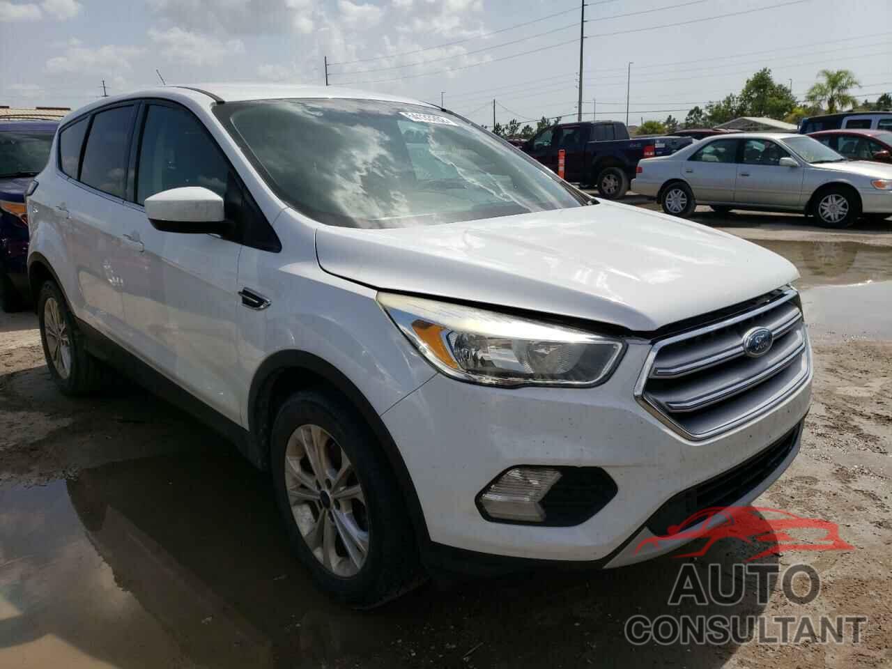 FORD ESCAPE 2017 - 1FMCU0GD1HUC12237