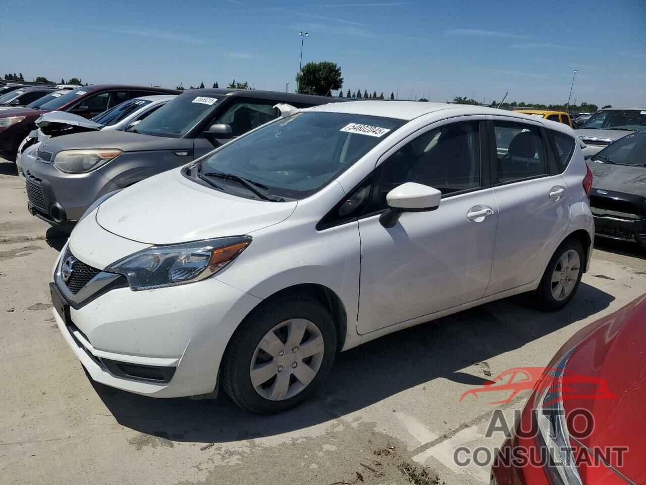 NISSAN VERSA 2018 - 3N1CE2CP5JL368314