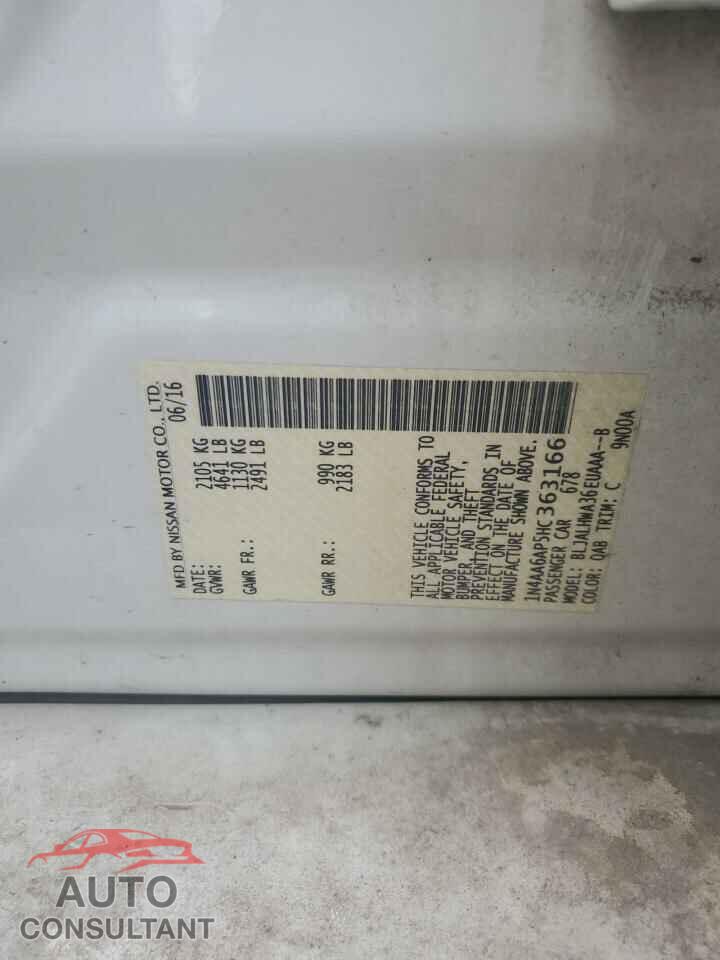 NISSAN MAXIMA 2017 - 1N4AA6AP5HC363166