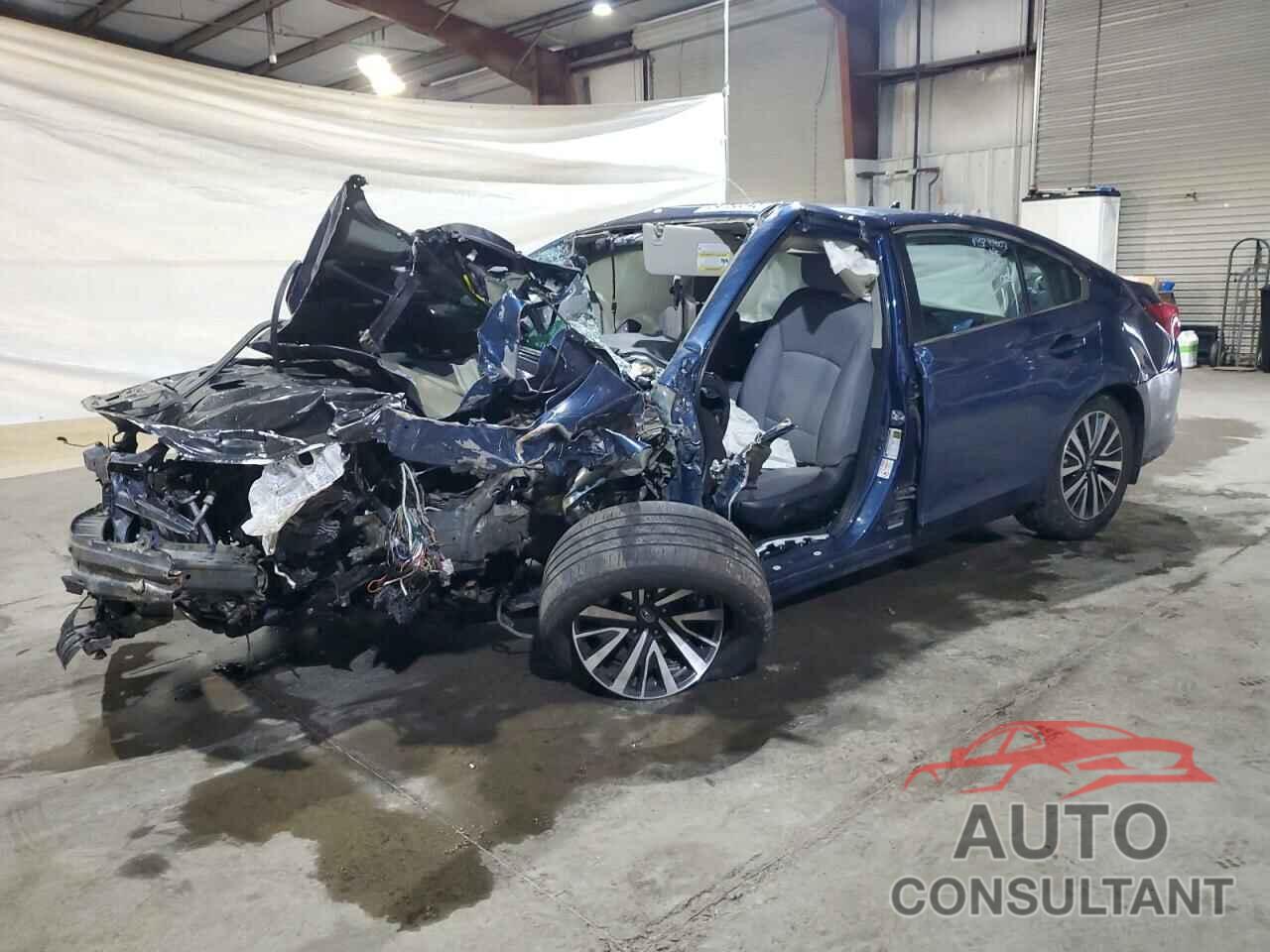 SUBARU LEGACY 2019 - 4S3BNAF6XK3032712