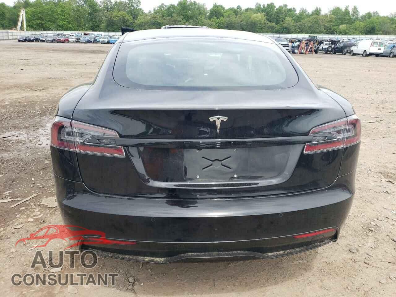 TESLA MODEL S 2021 - 5YJSA1E57MF435461