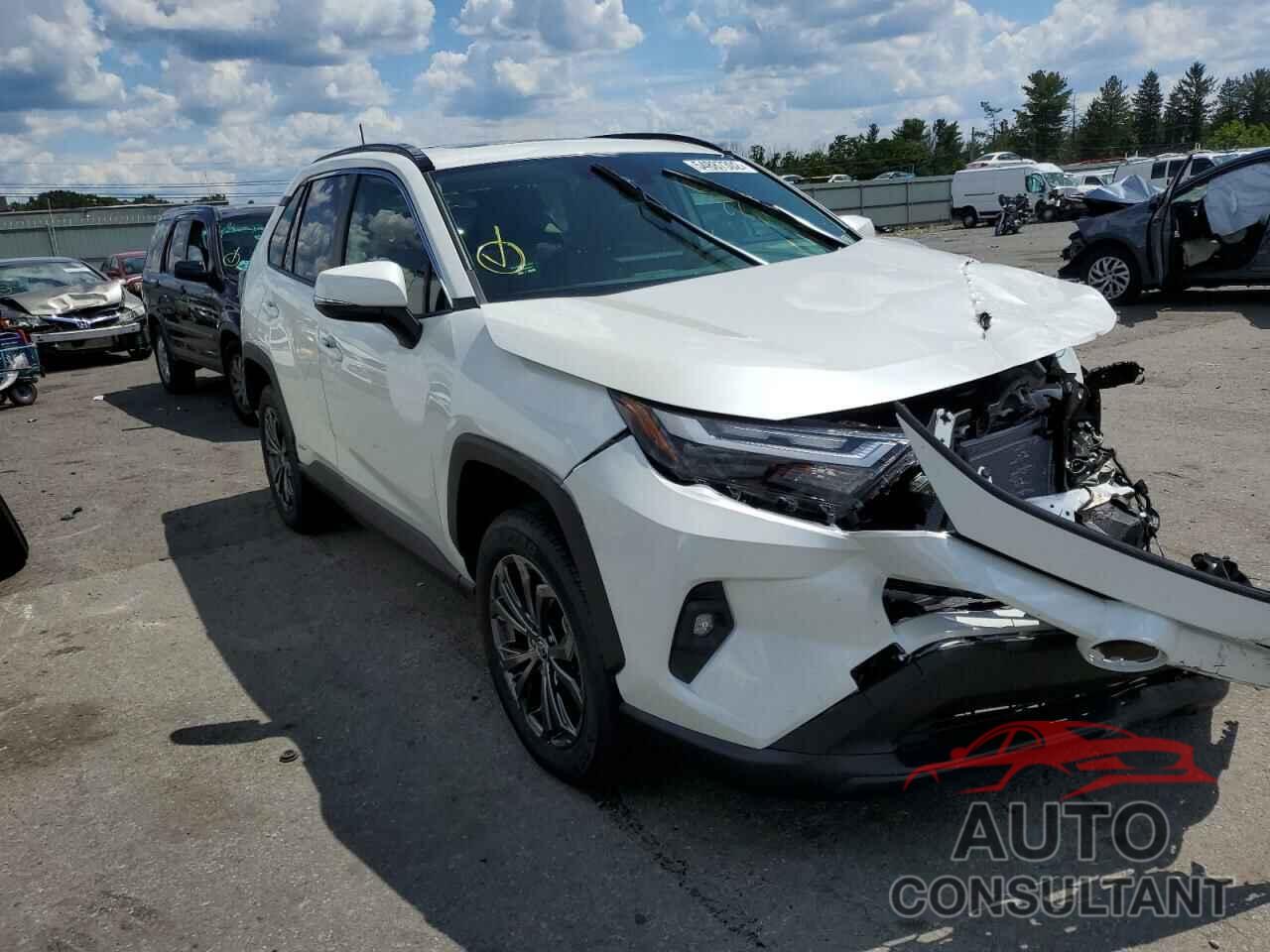 TOYOTA RAV4 2022 - JTMB6RFV3ND526394