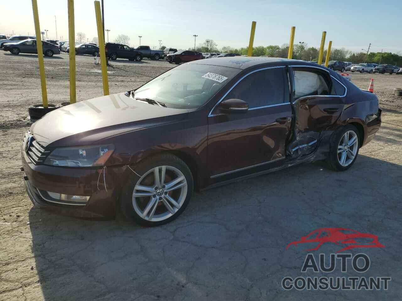 VOLKSWAGEN PASSAT 2013 - 1VWBN7A38DC094268
