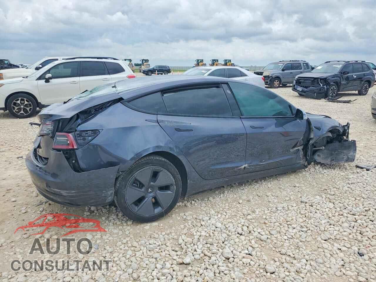 TESLA MODEL 3 2021 - 5YJ3E1EA2MF047124