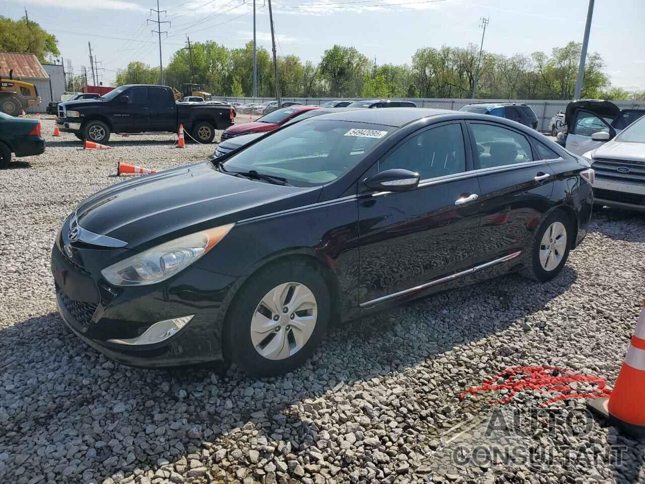 HYUNDAI SONATA 2013 - KMHEC4A4XDA097810