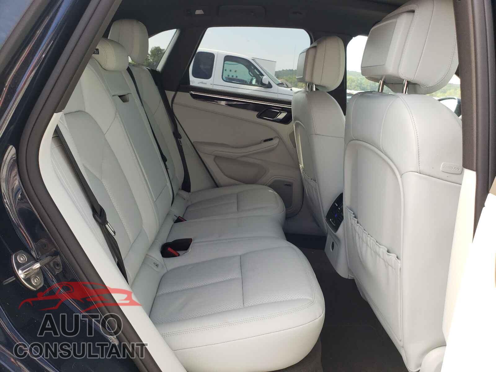 PORSCHE MACAN 2018 - WP1AA2A51JLB16944