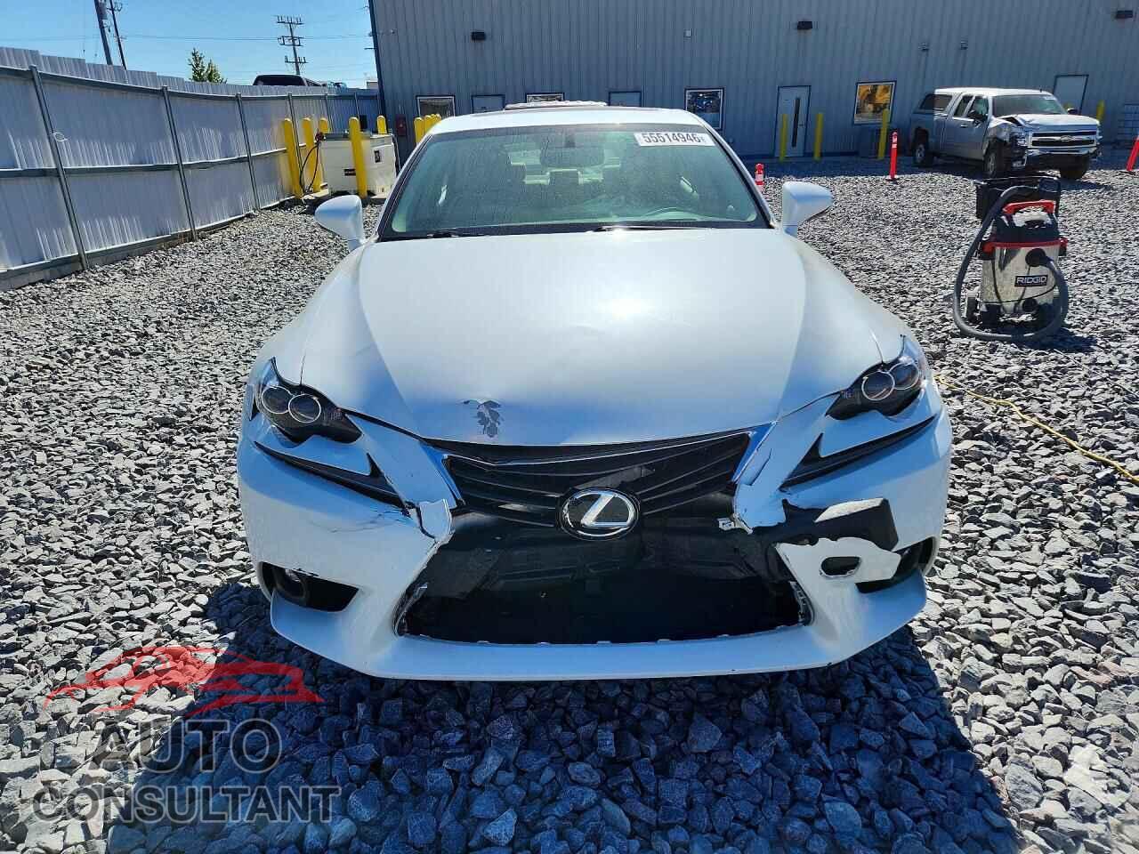 LEXUS IS 2015 - JTHCF1D24F5019478