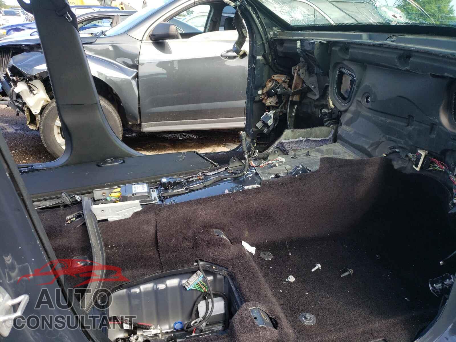 DODGE DURANGO 2018 - 1C4RDJDG8JC271557