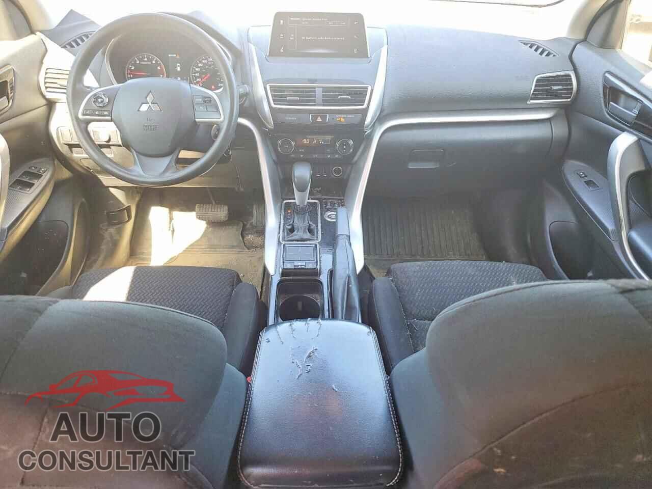 MITSUBISHI ECLIPSE 2018 - JA4AT3AA0JZ609049