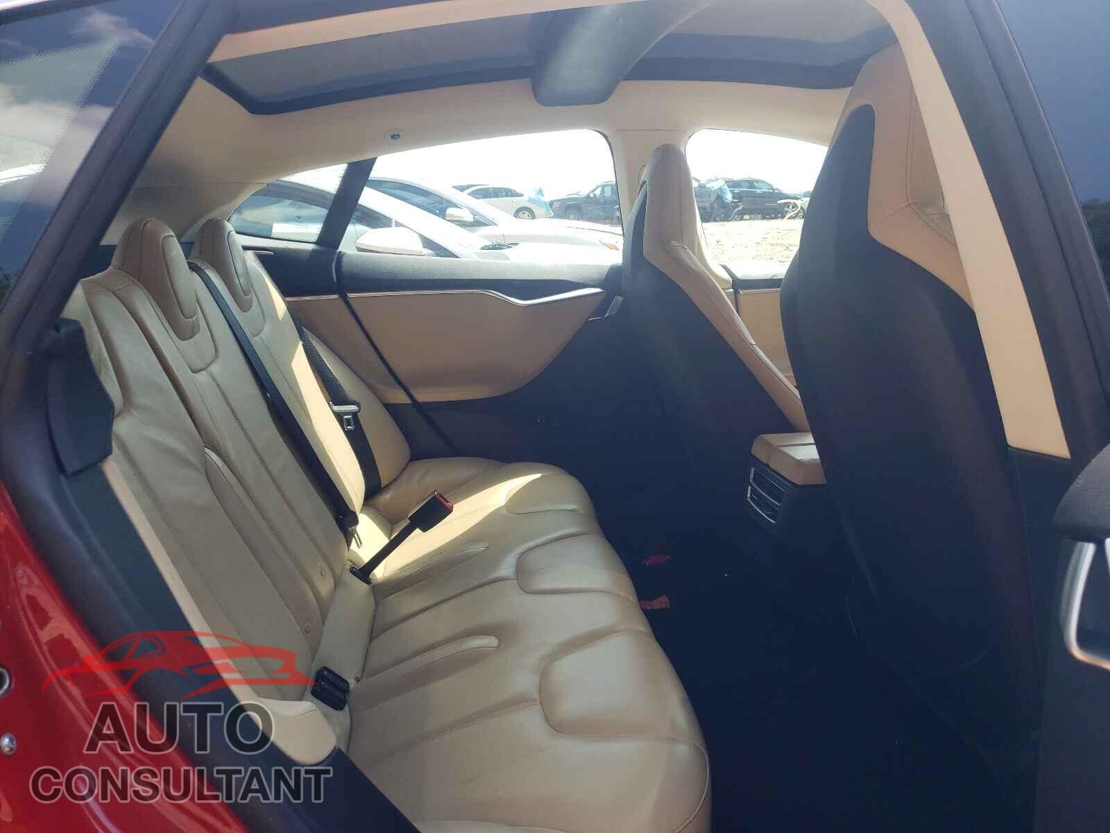 TESLA MODEL S 2013 - 5YJSA1AC6DFP10788