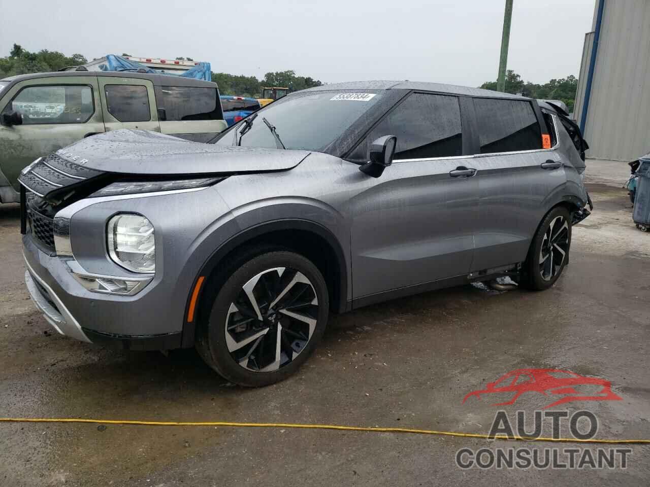 MITSUBISHI OUTLANDER 2023 - JA4J3UA86PZ014010