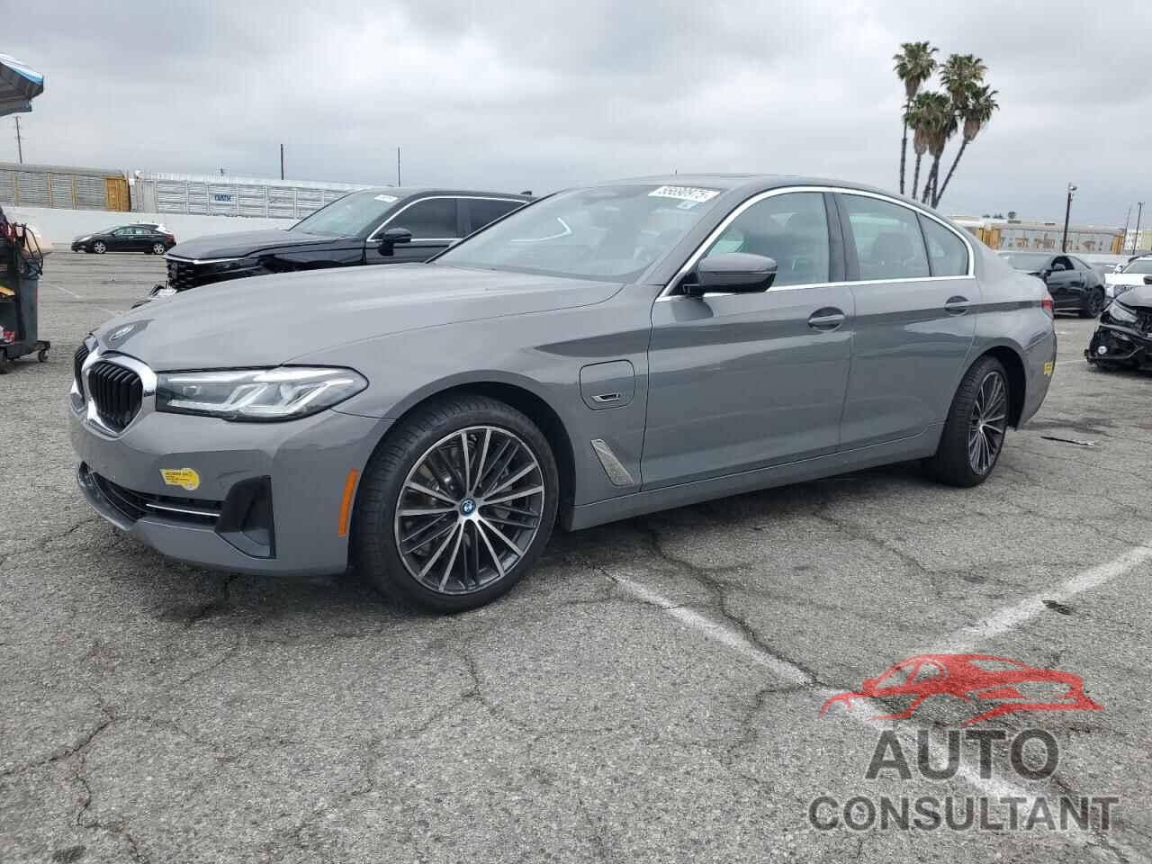 BMW 5 SERIES 2022 - WBA13AG00NCL06447