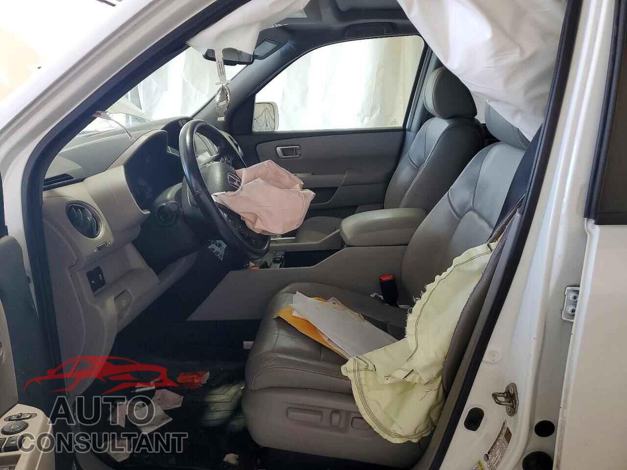 HONDA PILOT 2014 - 5FNYF4H97EB033405
