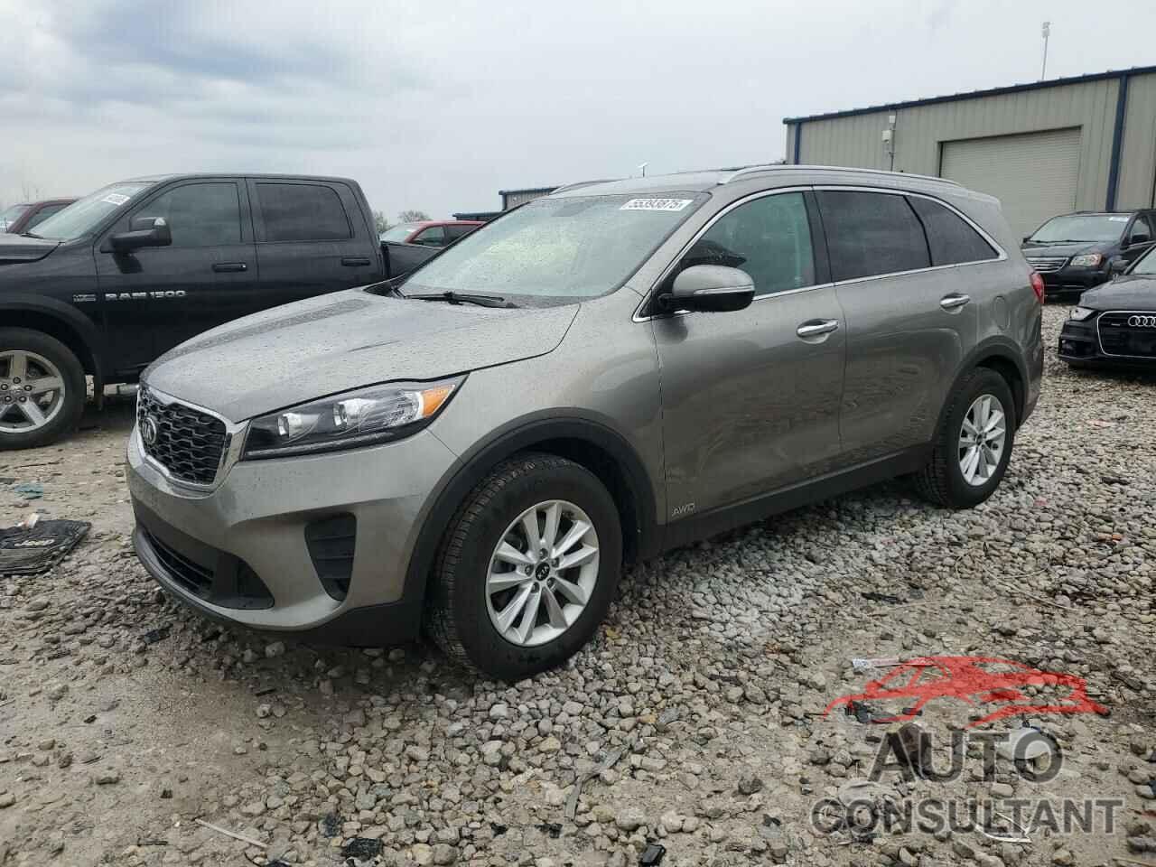 KIA SORENTO 2019 - 5XYPGDA52KG457496