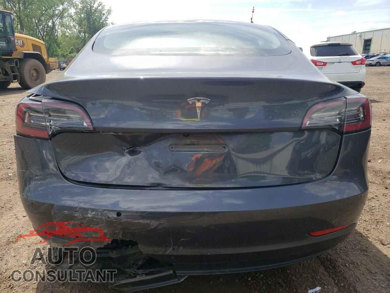 TESLA MODEL 3 2021 - 5YJ3E1EA0MF977703