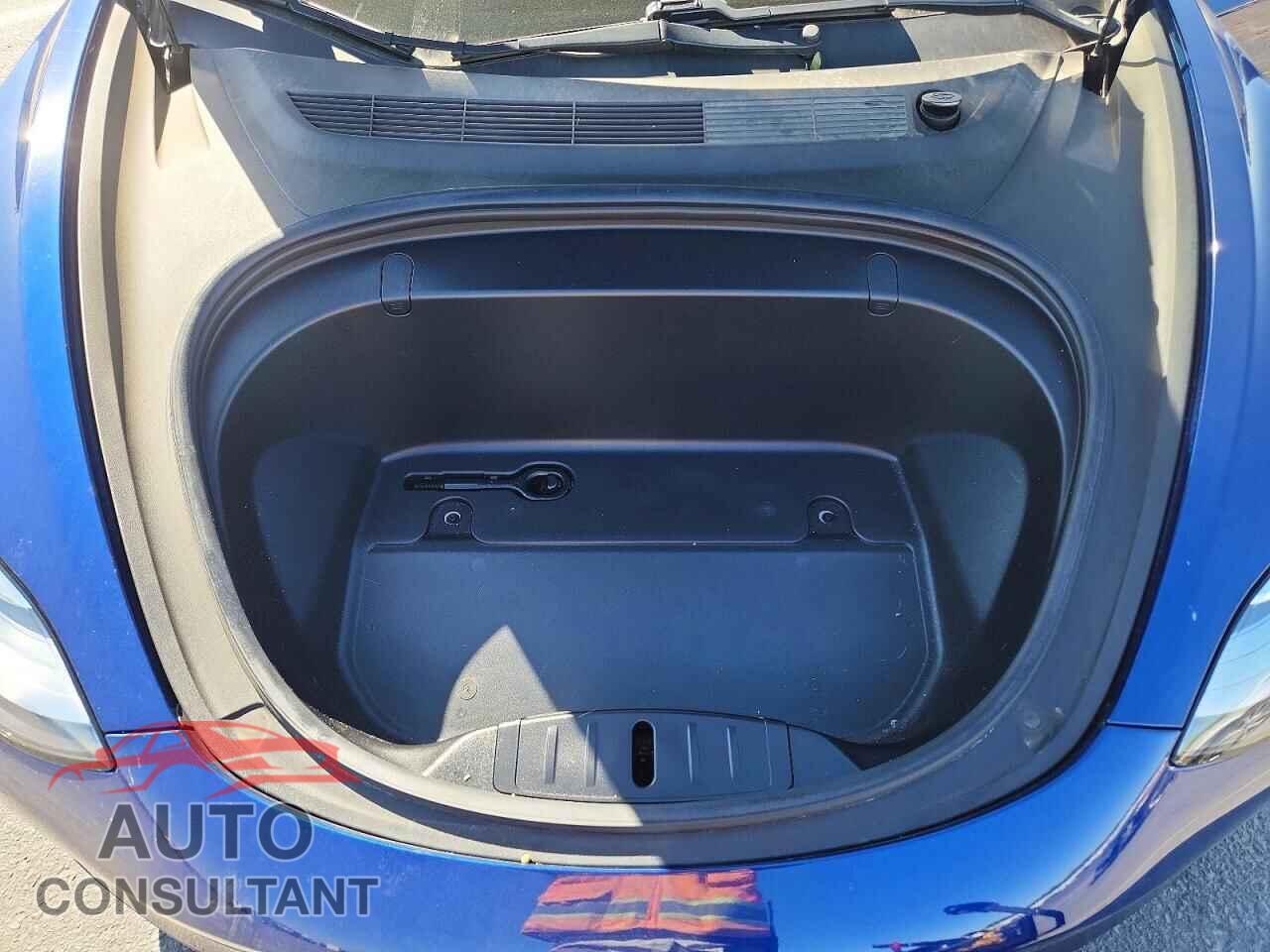 TESLA MODEL 3 2019 - 5YJ3E1EA3KF464135