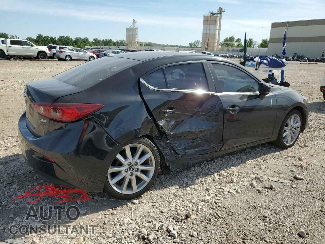 MAZDA 3 2017 - 3MZBN1V73HM137560