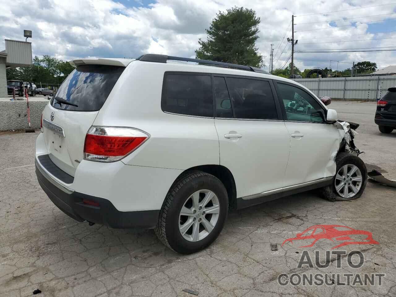 TOYOTA HIGHLANDER 2013 - 5TDBK3EH5DS225228