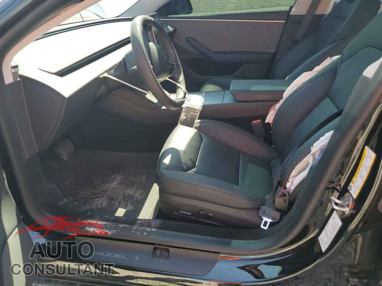TESLA MODEL 3 2024 - 5YJ3E1EA6RF718348
