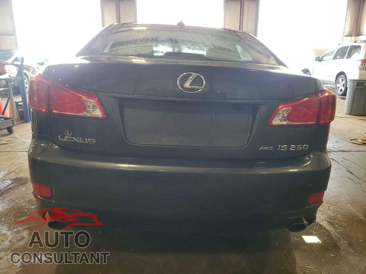 LEXUS IS 2010 - JTHCF5C2XA5040854