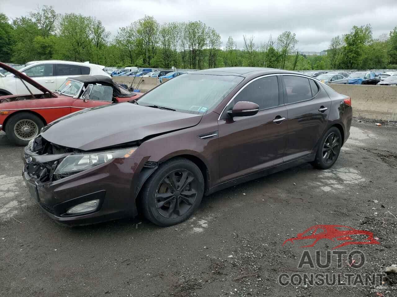 KIA OPTIMA 2011 - KNAGN4A77B5096988
