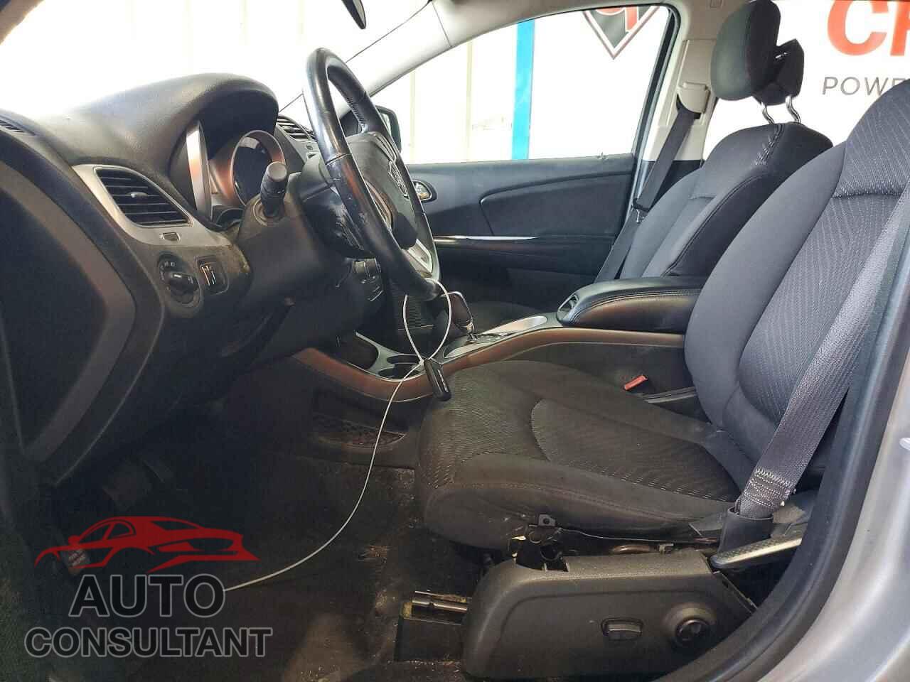 DODGE JOURNEY 2017 - 3C4PDCBB4HT613210