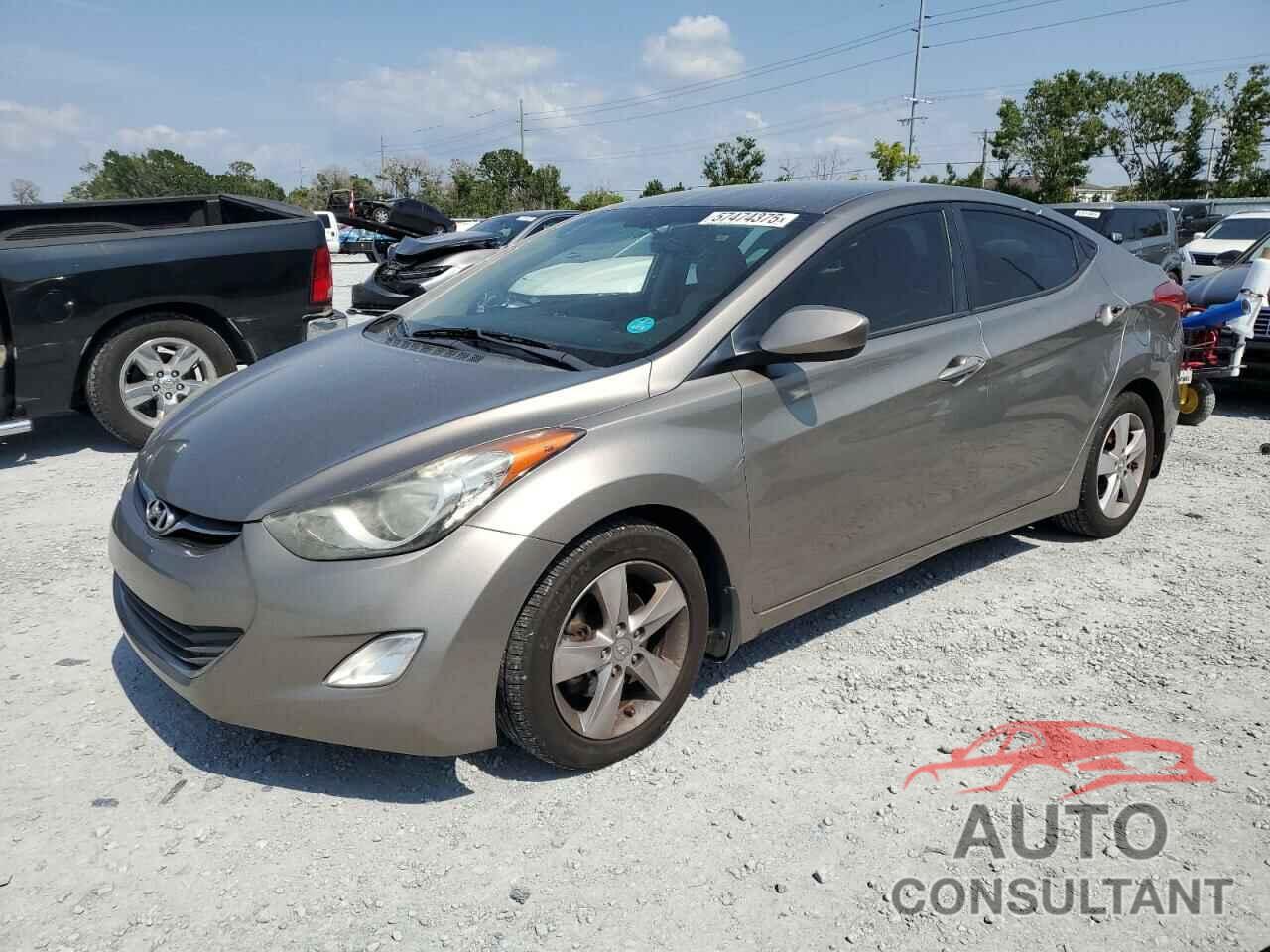 HYUNDAI ELANTRA 2013 - 5NPDH4AE9DH448418