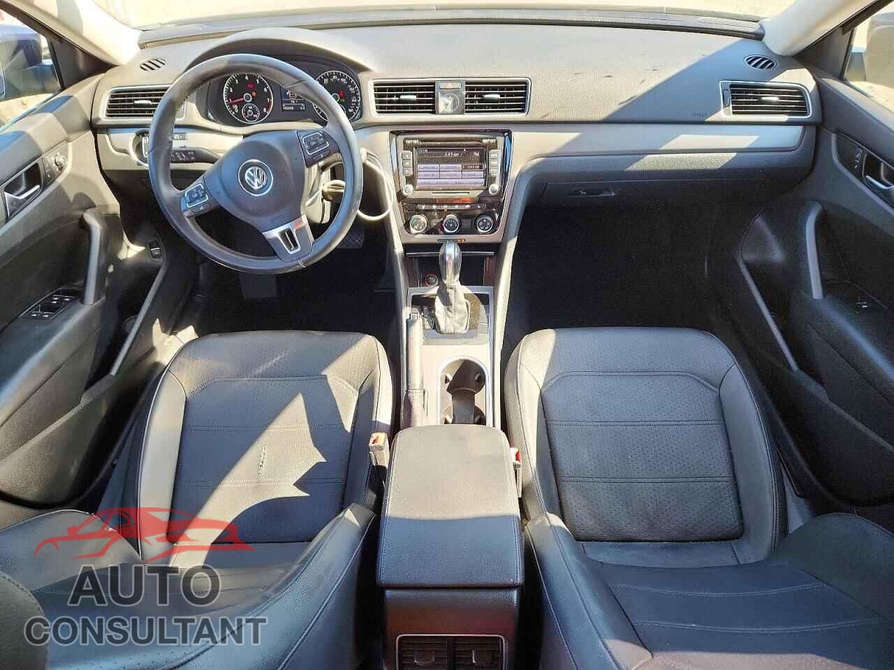 VOLKSWAGEN PASSAT 2014 - 1VWBP7A3XEC007787
