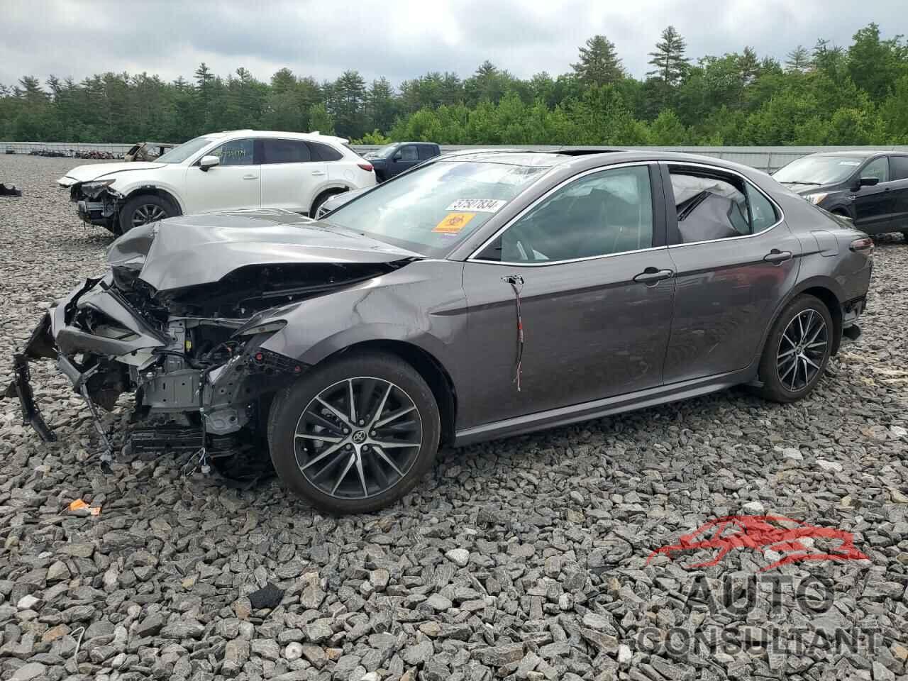 TOYOTA CAMRY 2024 - 4T1G11BK8RU128357
