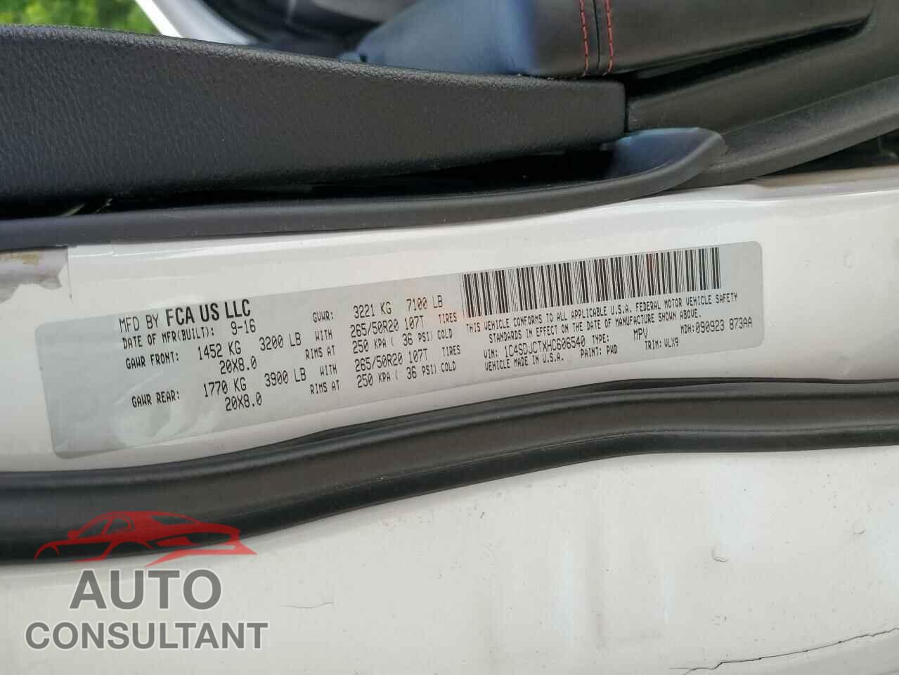 DODGE DURANGO 2017 - 1C4SDJCTXHC606540