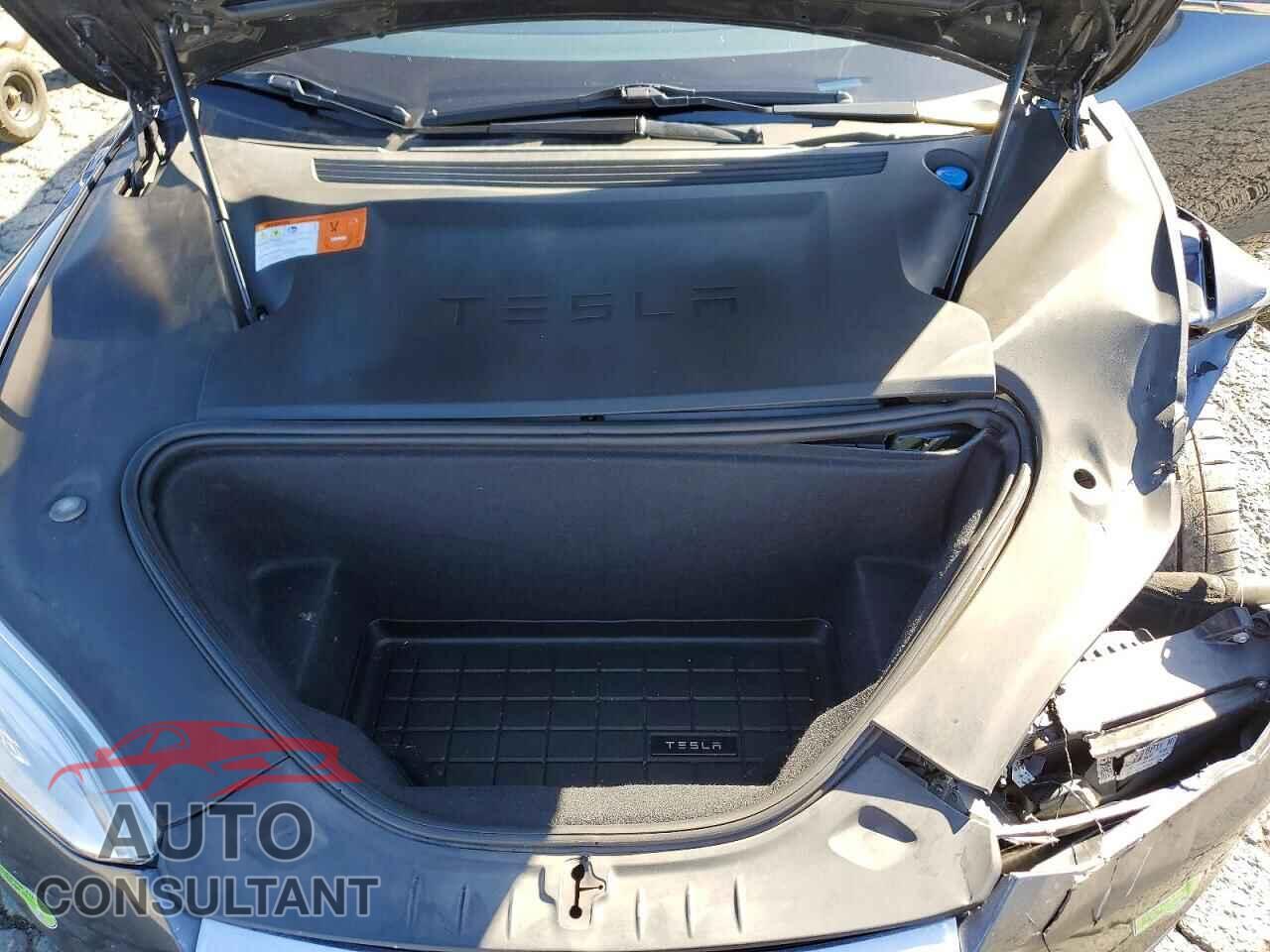TESLA MODEL S 2018 - 5YJSA1E45JF276880