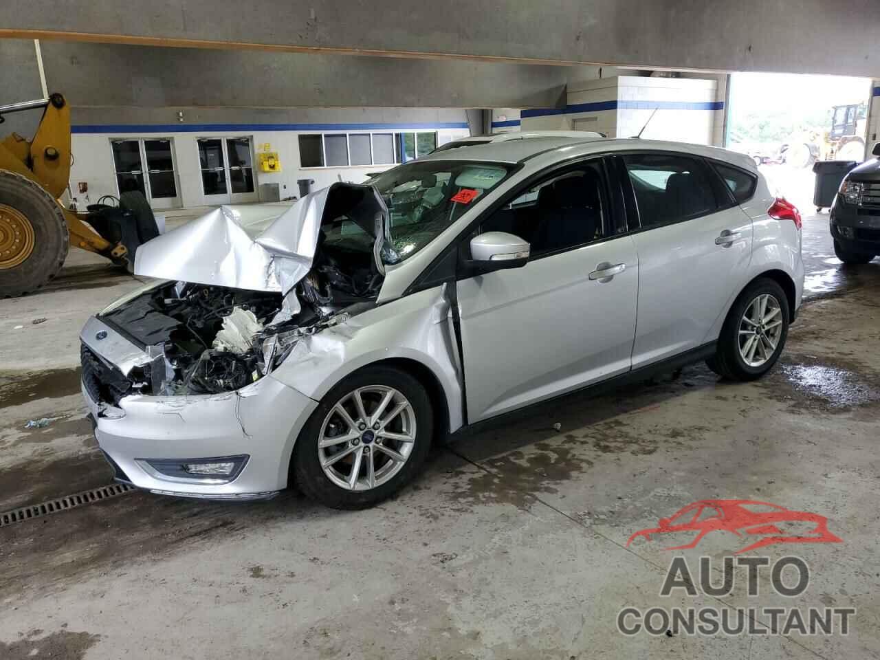 FORD FOCUS 2015 - 1FADP3K29FL301148