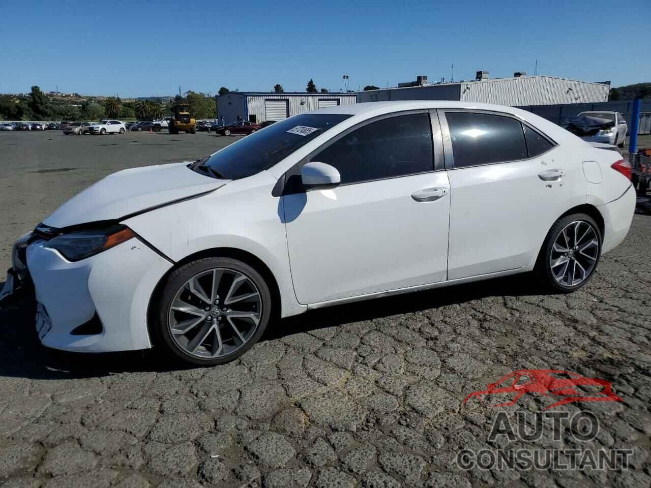 TOYOTA COROLLA 2018 - 2T1BURHE2JC070852