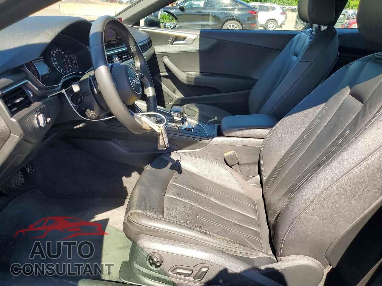 AUDI A5 2018 - WAUNNAF55JA082171