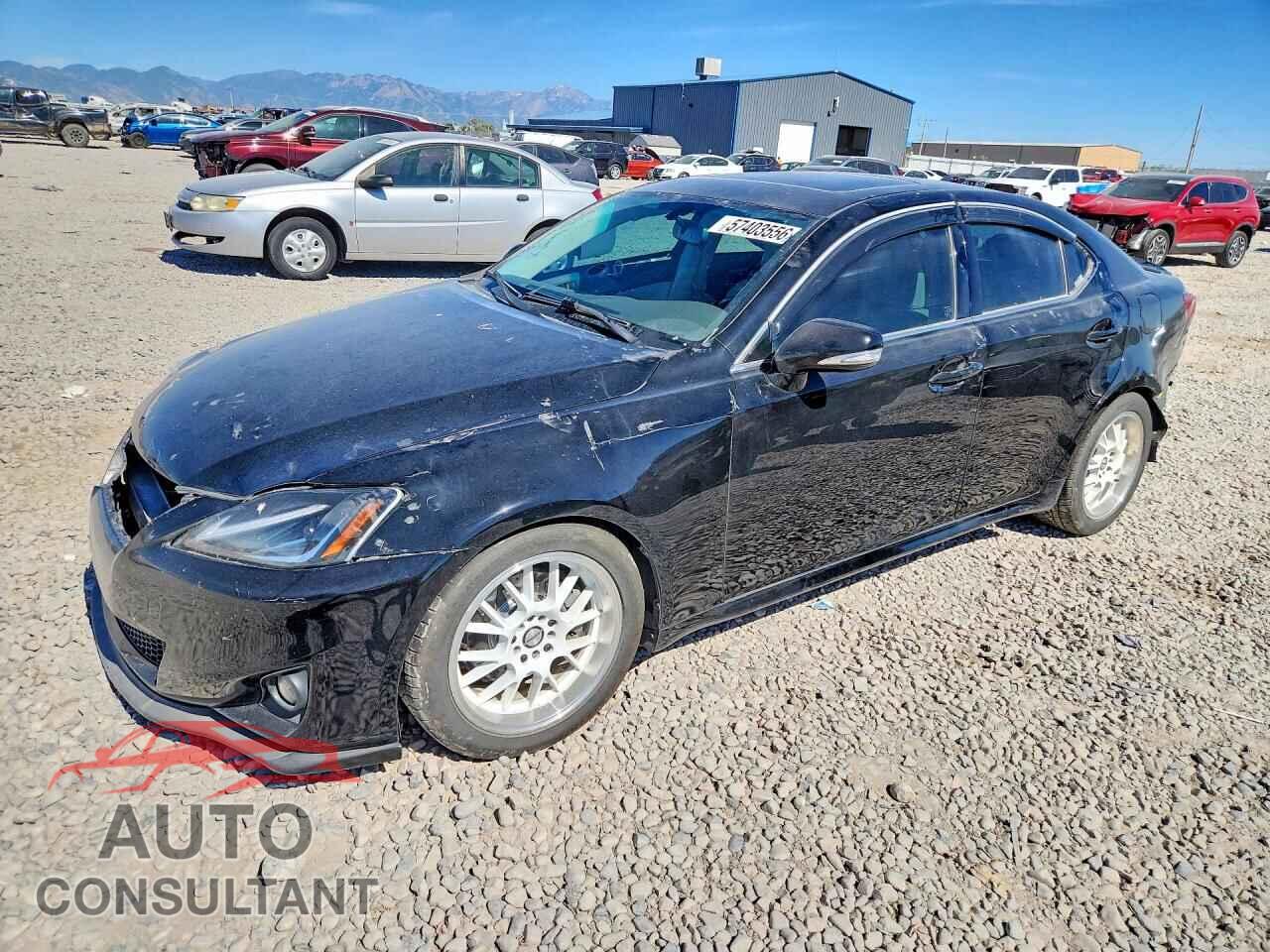 LEXUS IS 2011 - JTHCF5C26B5046054