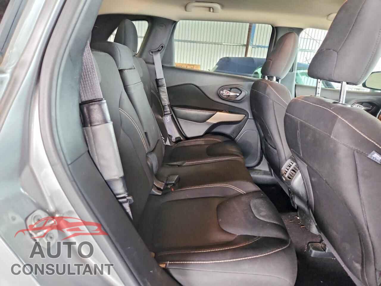 JEEP CHEROKEE 2017 - 1C4PJMCS6HW616598