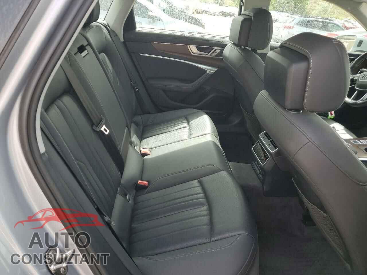 AUDI A6 2019 - WAUL2AF27KN102386