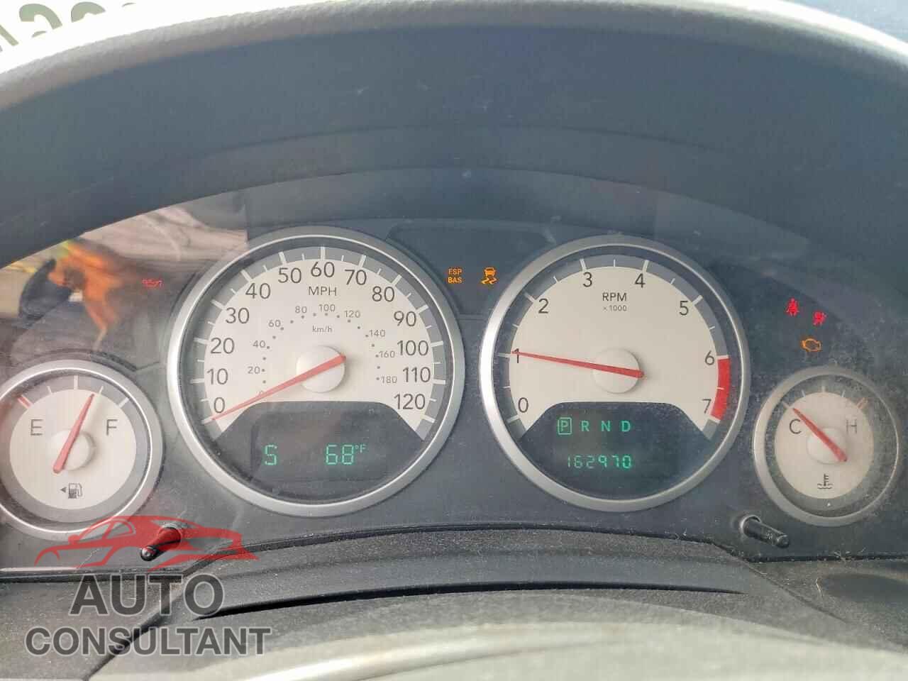 DODGE CARAVAN 2010 - 2D4RN5D14AR433615