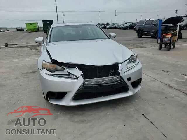 LEXUS IS 2016 - JTHBA1D20G5015908