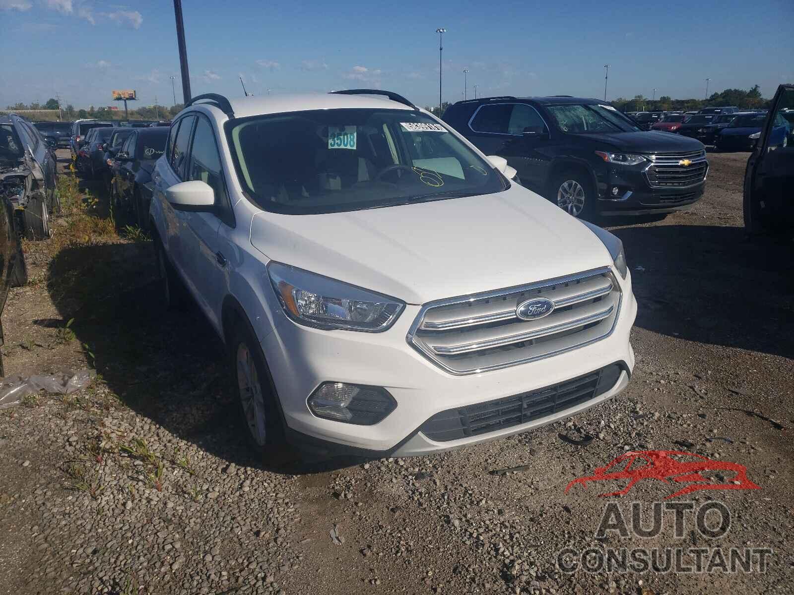 FORD ESCAPE 2018 - 1FMCU0GD9JUB60152