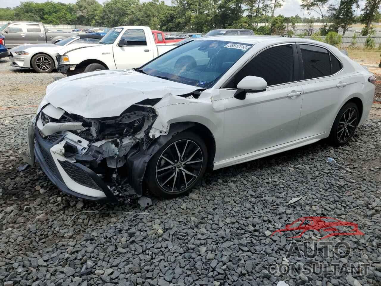 TOYOTA CAMRY 2021 - 4T1G11AK1MU455418