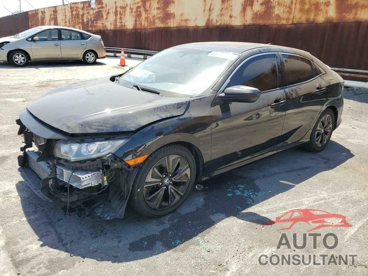 HONDA CIVIC 2018 - SHHFK7H57JU432437