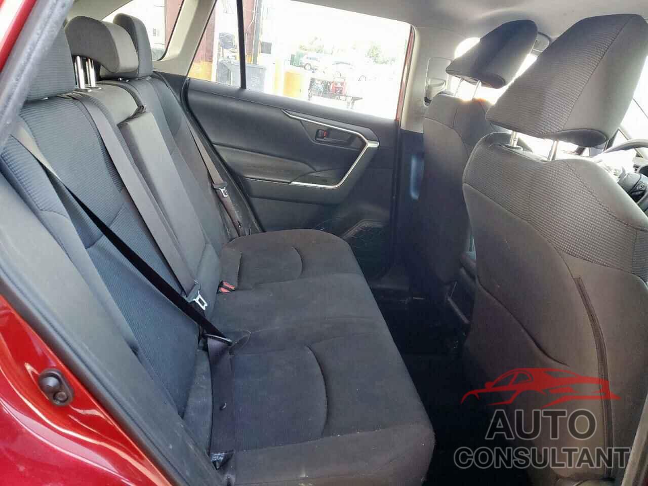 TOYOTA RAV4 2019 - JTMH1RFV1KJ004935