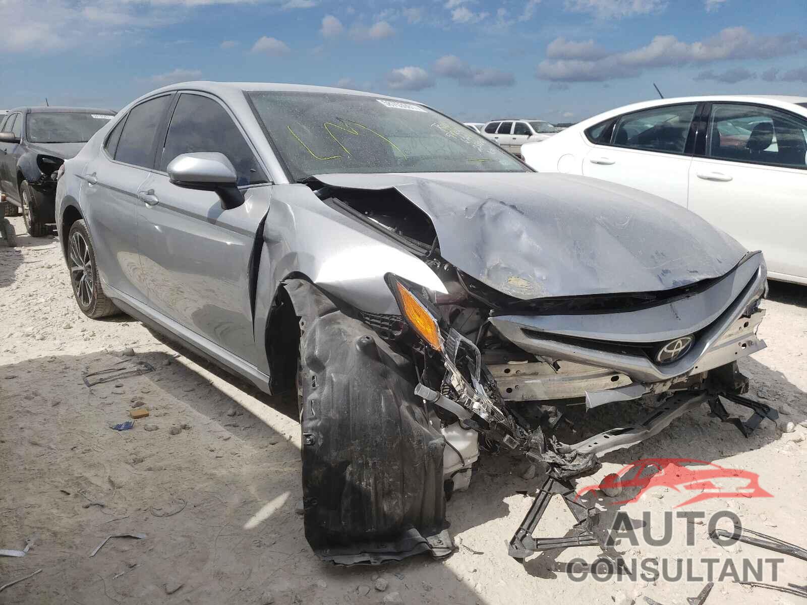 TOYOTA CAMRY 2020 - 4T1G11AK6LU506247