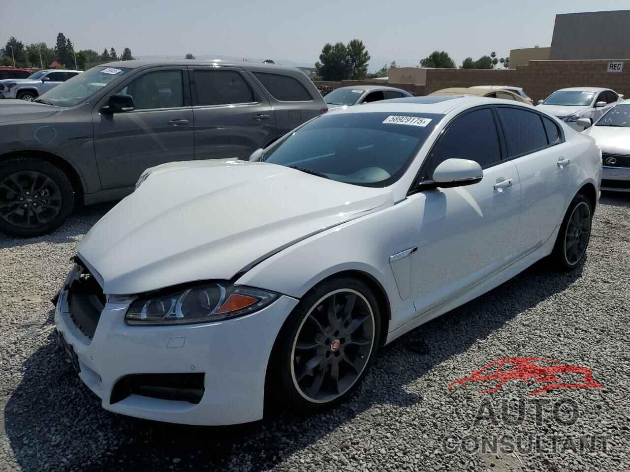 JAGUAR XF 2015 - SAJWA0F78F8U74852