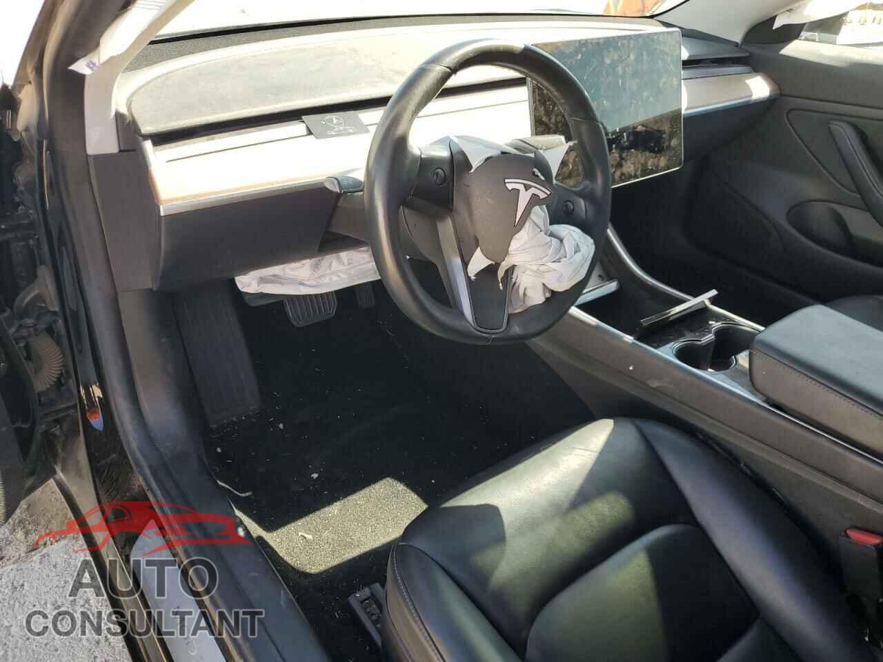 TESLA MODEL 3 2018 - 5YJ3E1EA7JF045963