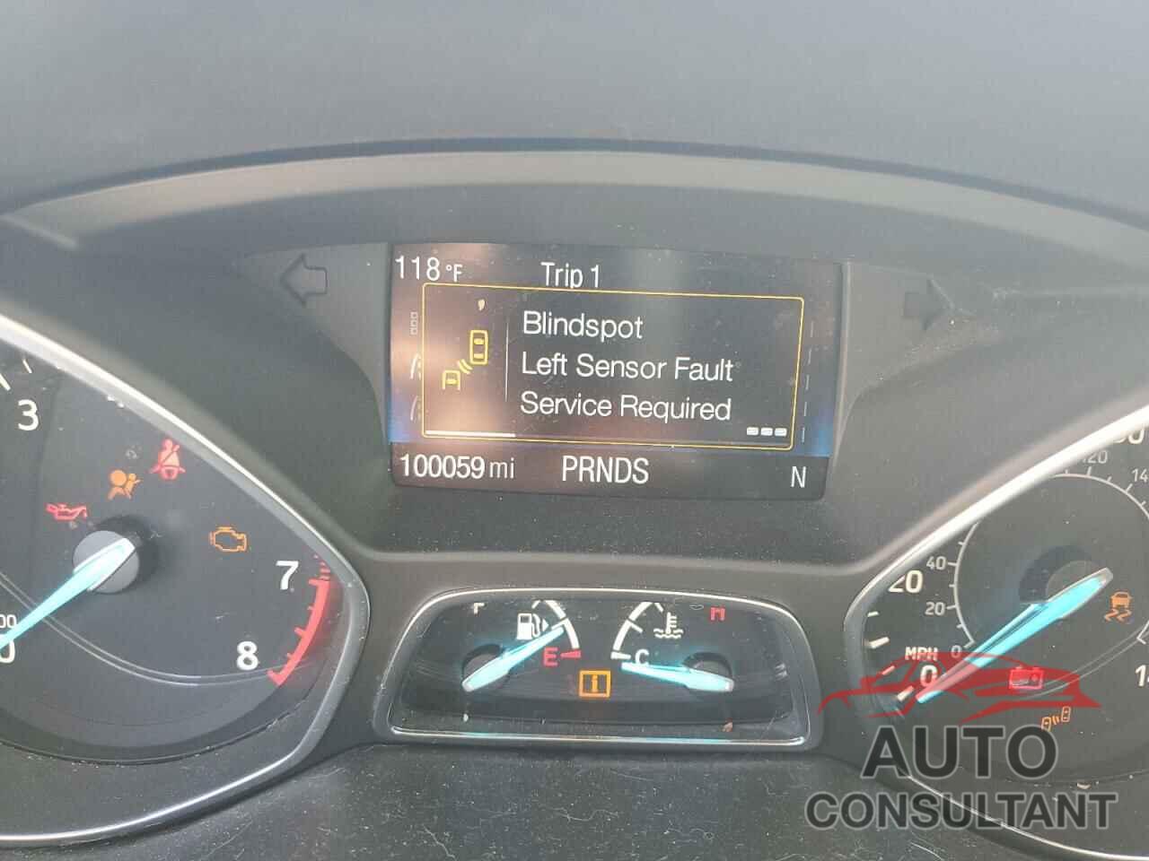 FORD ESCAPE 2017 - 1FMCU9J95HUD29392